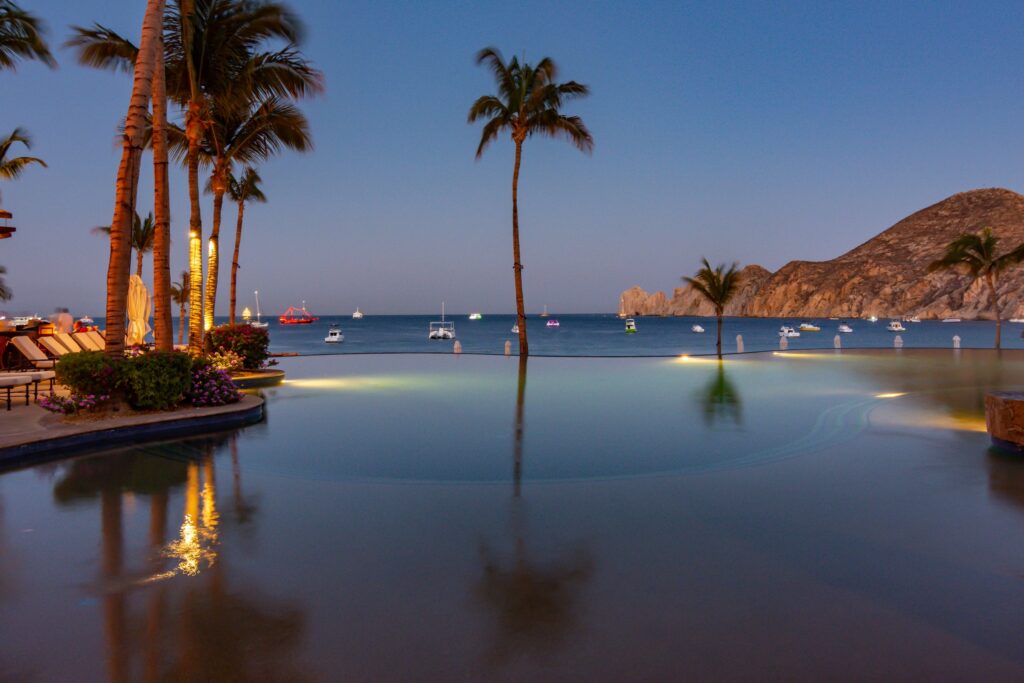Médano Bay and the Arch at dusk, from Hacienda Beach Club